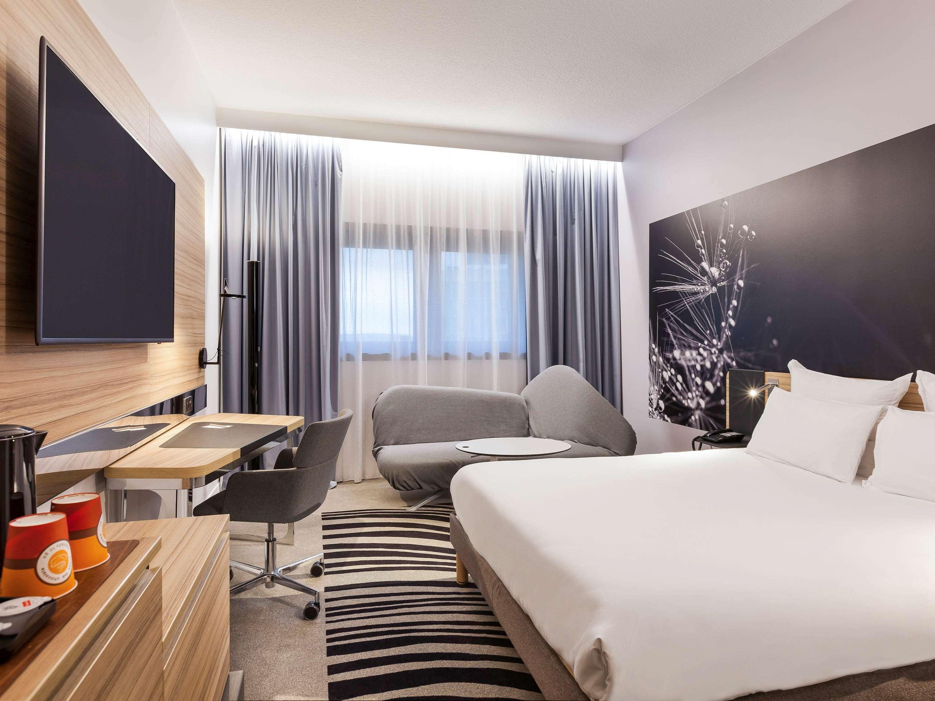 Novotel Tours Centre Gare Exterior foto