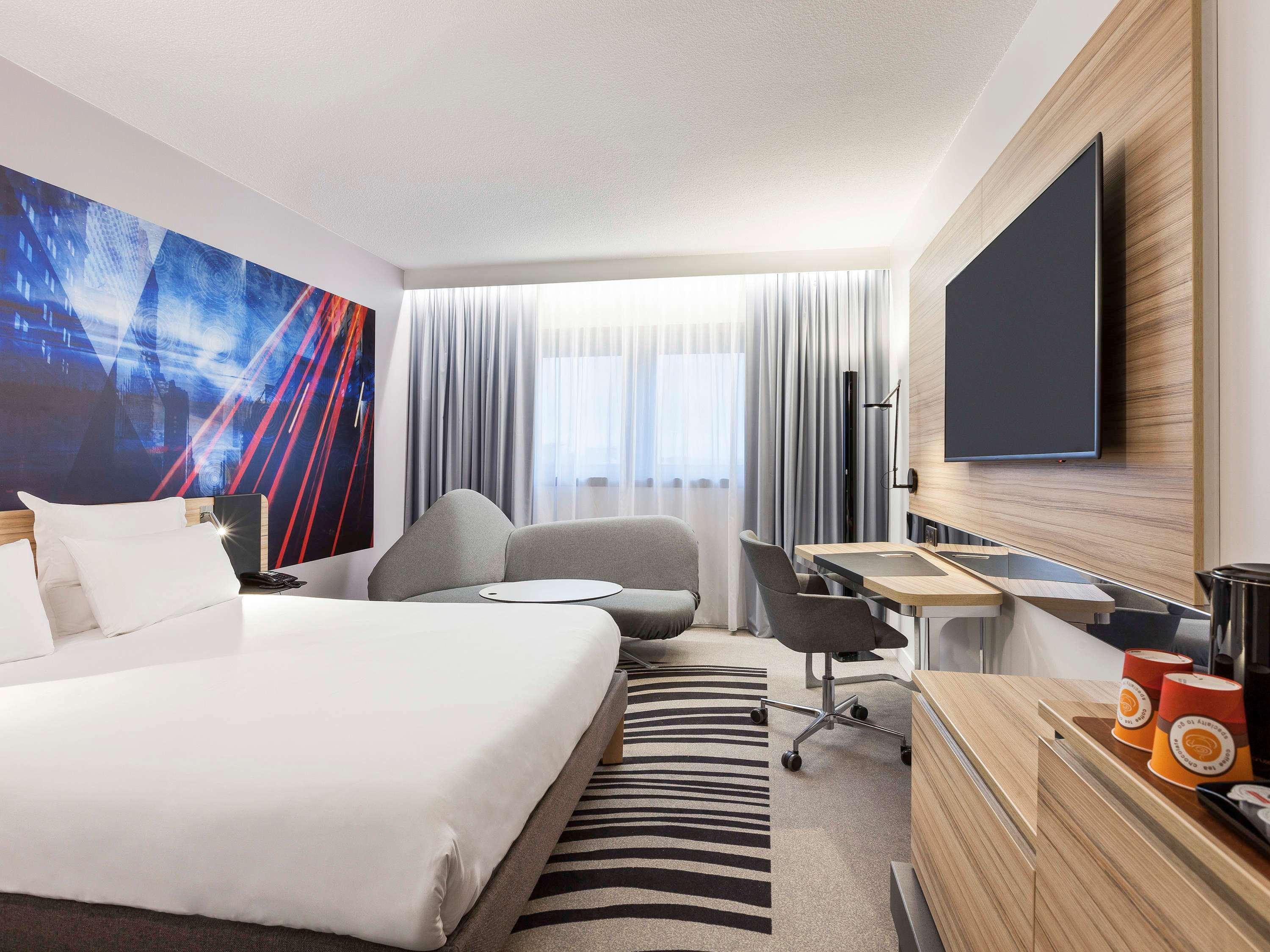 Novotel Tours Centre Gare Exterior foto
